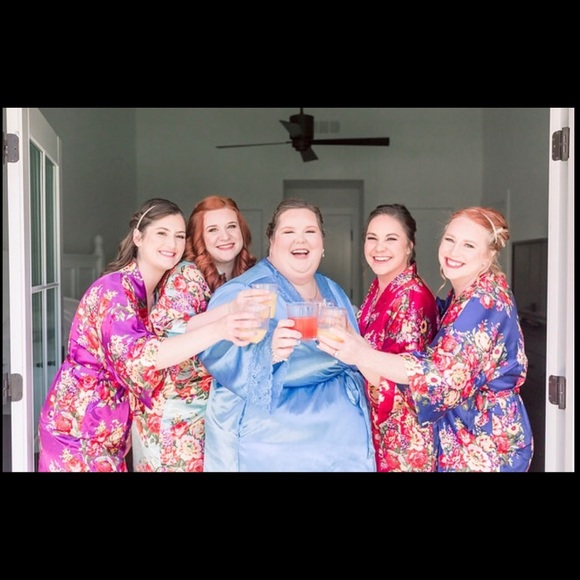 Blue Satin Nighty and Robe - Picture 3 of 3